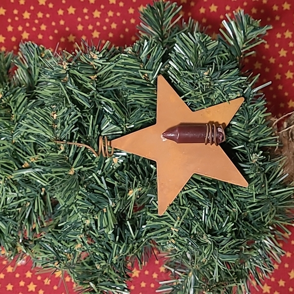 Folk Art Style Metal Star With Candle Christmas Ornament - Picture 1 of 5